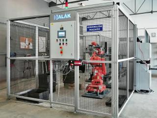 Manipulace lisu 2 roboty - 1