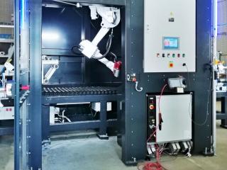 Robotické obrábění plastových dílů - CZ PLAST_1
